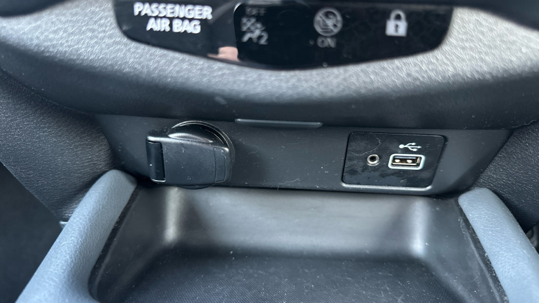 Nissan Juke 1.0 DiG-T 114 N-Connecta 5dr Petrol Hatchback